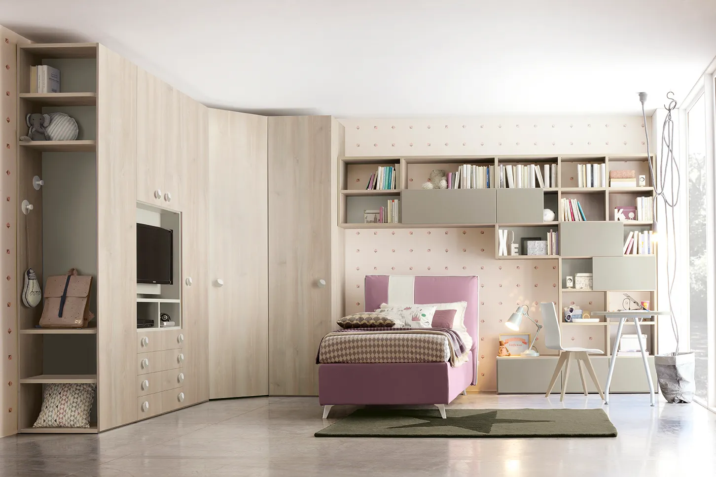 Bambini — arredo in esposizione
