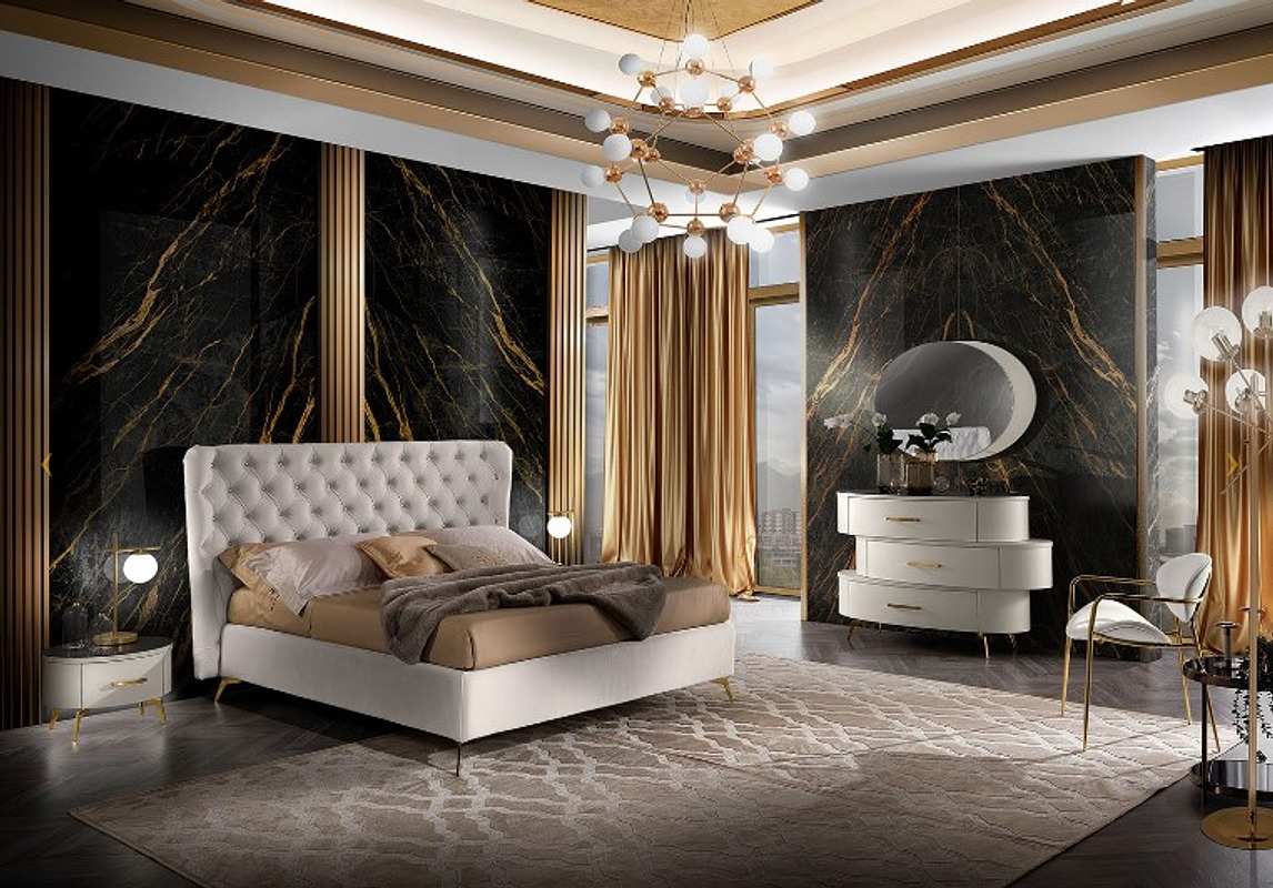 Camere da letto — arredo in esposizione