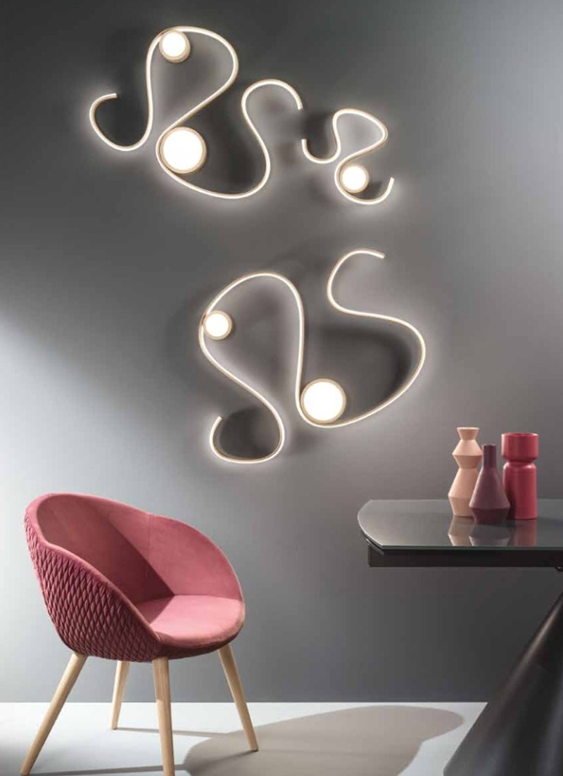 Illuminazione — arredo in esposizione