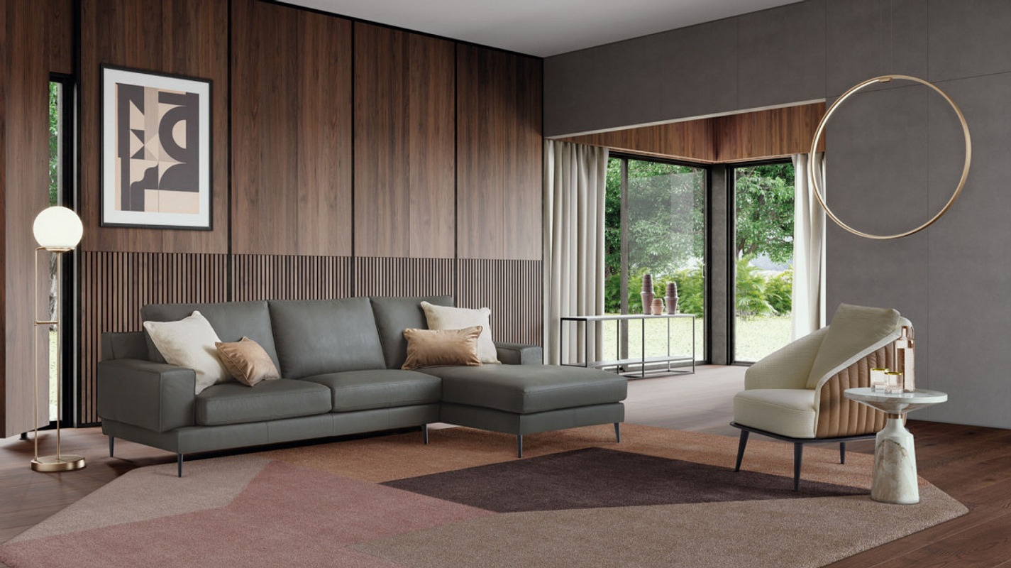 Salotti classici — arredo in esposizione