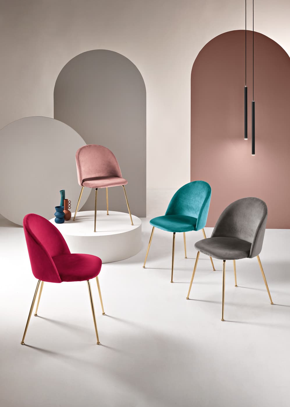Sedie — arredo in esposizione