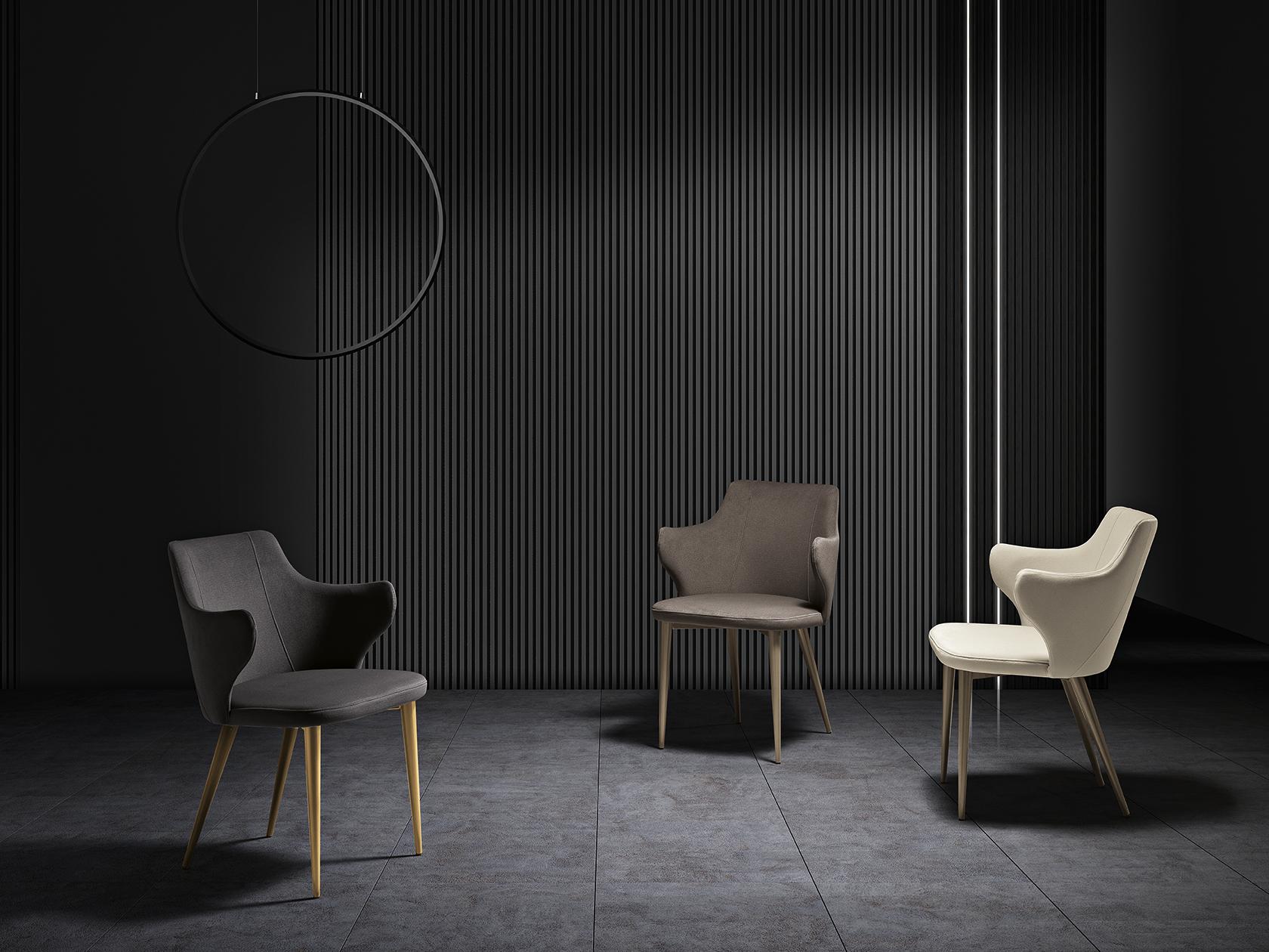 Sedie — arredo in esposizione